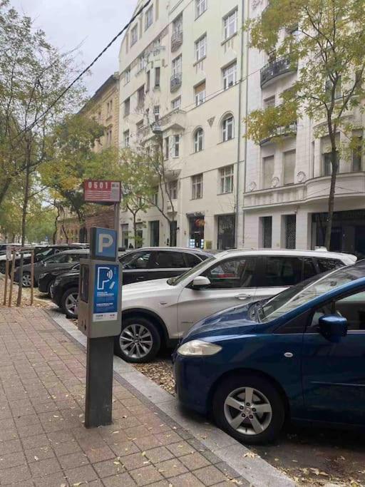 2# Sunflower Cozy Apartament *